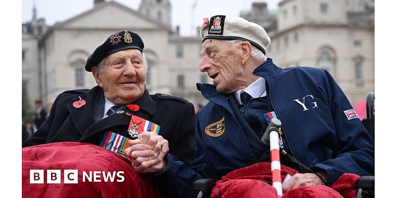 Watch: Royals and veterans attend Cenotaph ceremony