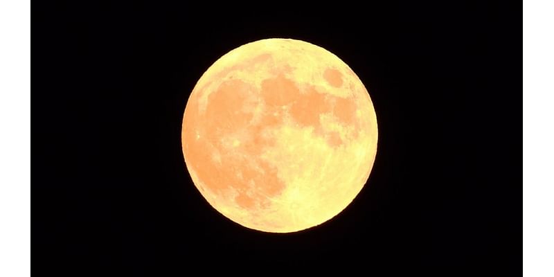 What makes the Hunter’s Moon so super this year?