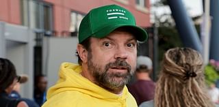 Jason Sudeikis tells autograph seekers in LA they 'scared' him as he asks for distance: 'I'm just a human being'