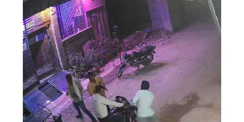 On CCTV, Murder Convict Out On Parole Shot Dead In Madhya Pradesh