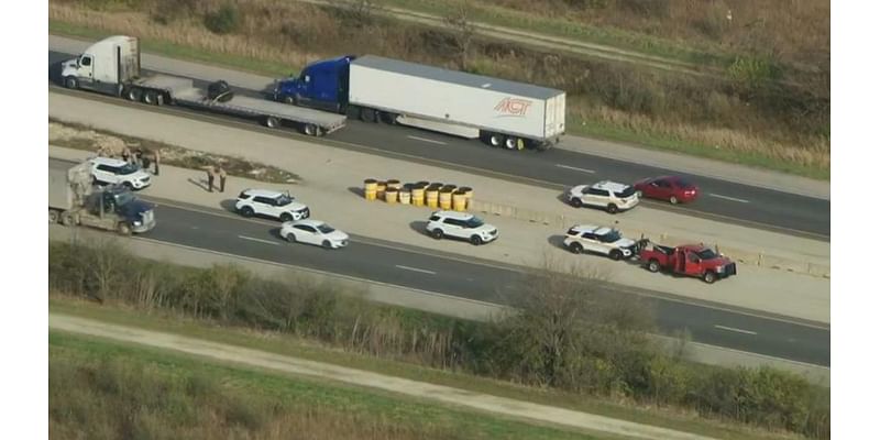 Two arrested on I-55 after pursuit tied to Chicago homicide: police