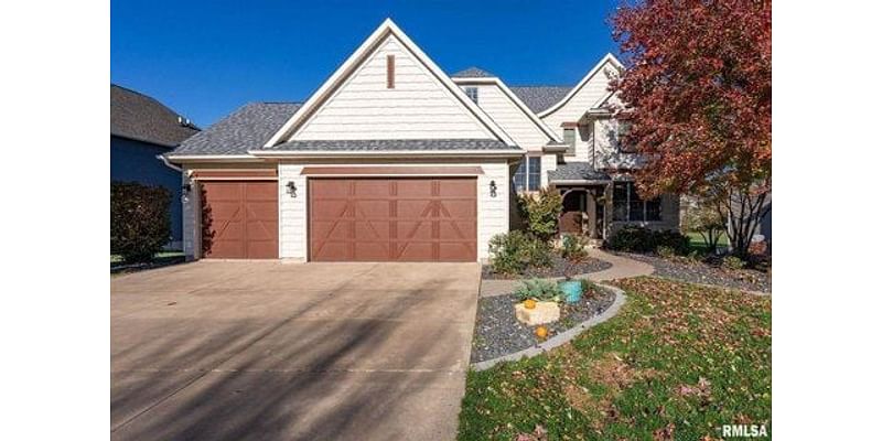 5 Bedroom Home in Bettendorf - $665,000