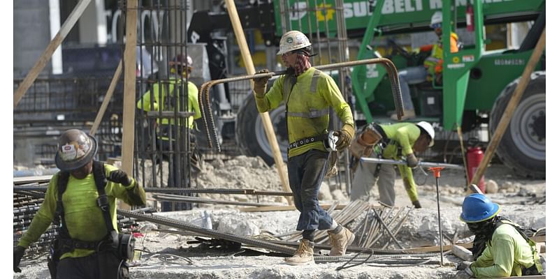 Report sounds alarm about South Florida's construction industry and its working conditions