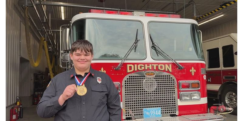 Junior firefighter recognized nationally for saving choking girl at Massachusetts restaurant