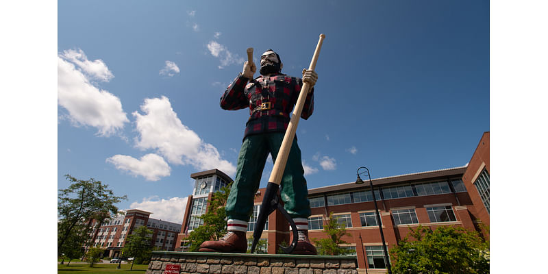 No one is scared of the Paul Bunyan statue in Bangor, Boston Globe