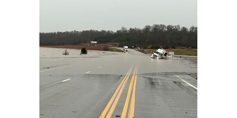 Volunteer poll workers drown on a flood-washed highway in rural Missouri on Election Day