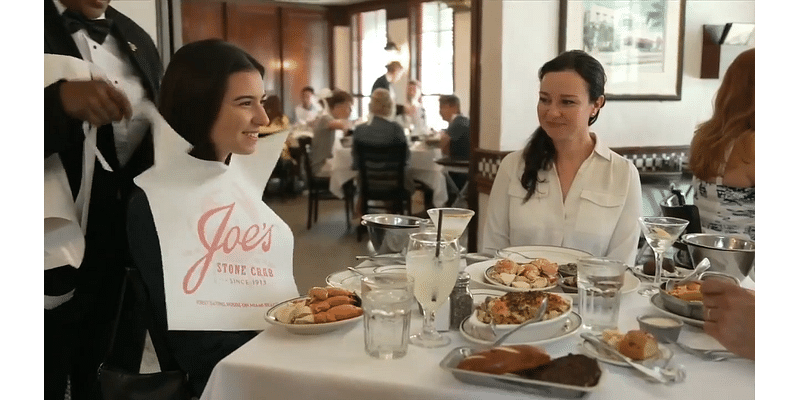 It’s back! Joe’s Stone Crab reopens in Miami Beach for the season - WSVN 7News