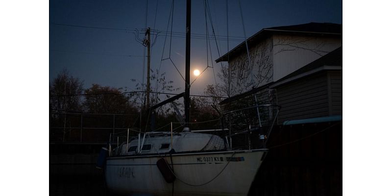 October full moon, Hunter's Moon to peak Thursday: What it means