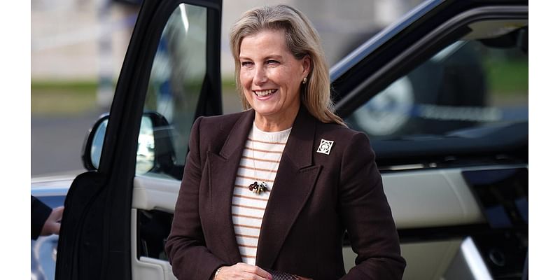 A woman in STEM! Duchess of Edinburgh looks elegant in a fitted blazer as she makes contact with the International Space Station