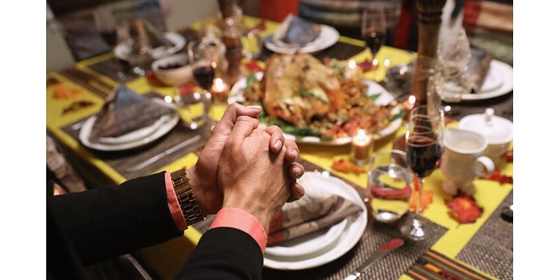 Poll Shows Majority of Americans Want to Avoid Talking About Politics During Thanksgiving