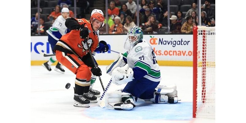 Ducks shake things up in search of scoring