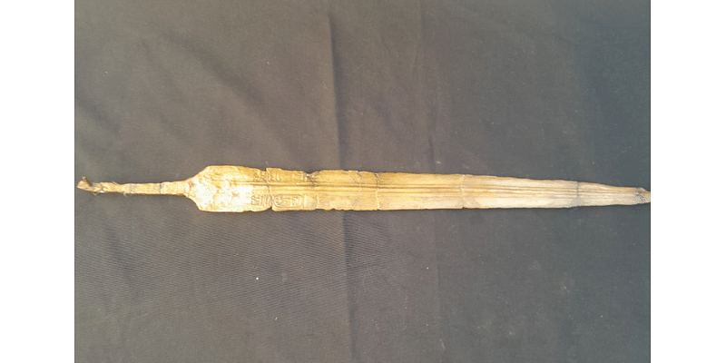 Sword with markings of ancient pharaoh Ramses II unearthed in Egypt