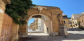 This idyllic Sicilian beach town is also a stubborn Mafia stronghold