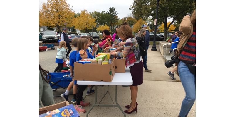 West Hartford Schoolchildren To March Food Donations To Town