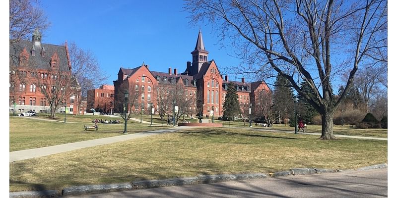 New UVM program will train and place mental health workers in rural Vermont schools