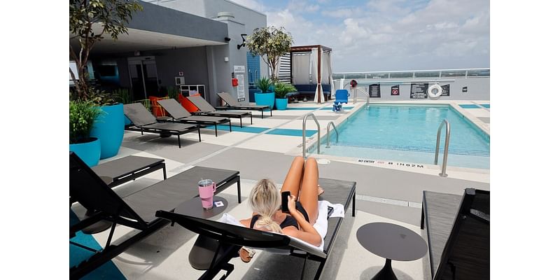 Laps of luxury: 10 South Florida hotel pools offer day passes