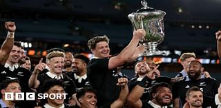 Australia 28-31 New Zealand: All blacks survive late scare in thriller