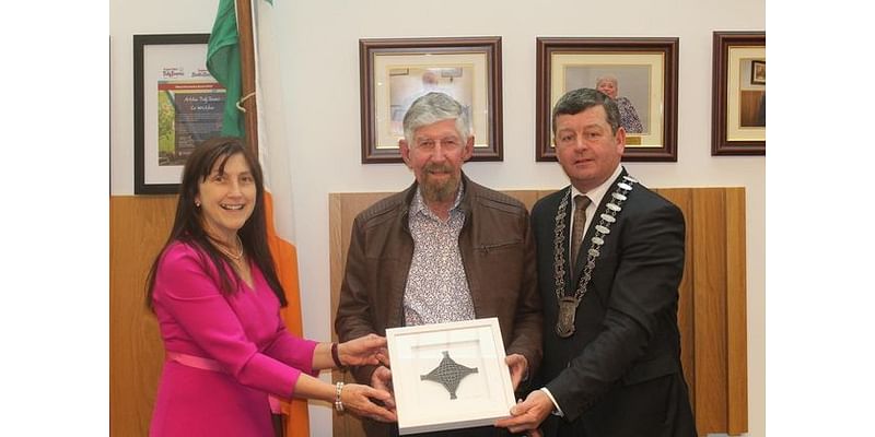 Relative of Wicklow rebel leader Michael Dwyer returns to his roots during visit from Australia