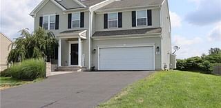 5 Bedroom Home in Van Buren - $414,900