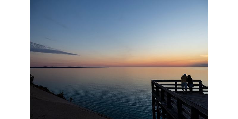 Looking for an office with a view? Sleeping Bear seeking winter interns