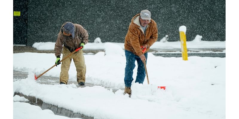 Early season snowstorm pounding New Mexico, Colorado