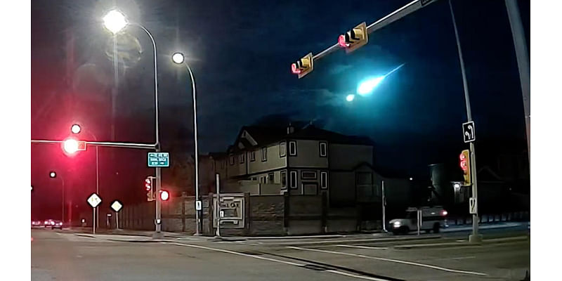 Brilliant fireball explodes over North America as satellites capture flash from space (video)