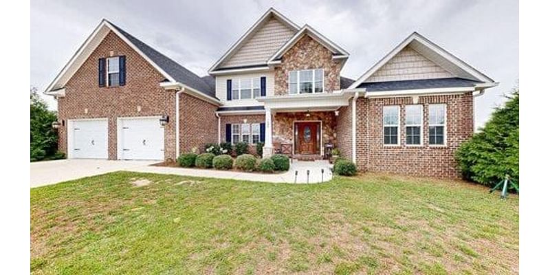 5 Bedroom Home in Dothan - $615,000