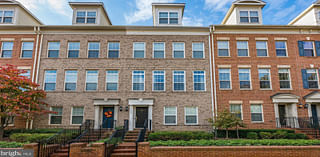 Open houses this weekend: A spacious Ballston Row townhome in Buckingham