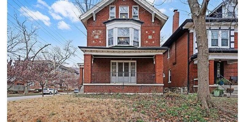 5 Bedroom Home in St Louis - $325,000