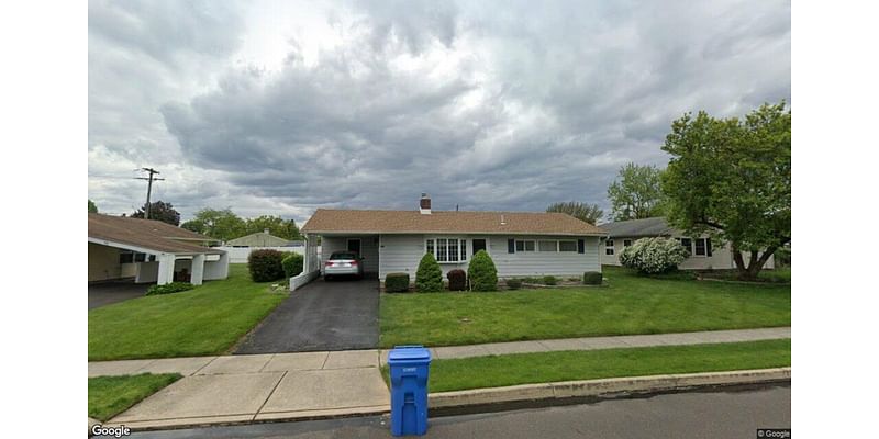 Sale closed in Levittown: $300,000 for a three-bedroom home