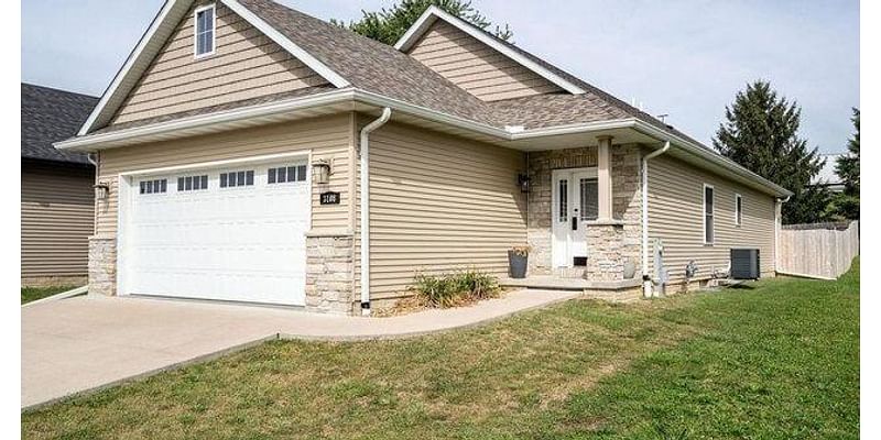 4 Bedroom Home in Davenport - $379,900