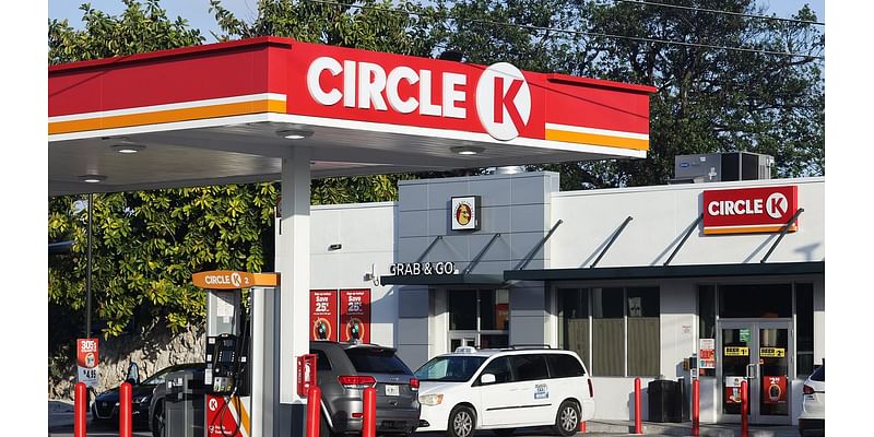 Shocking footage shows racial attack on Circle K gas station customer