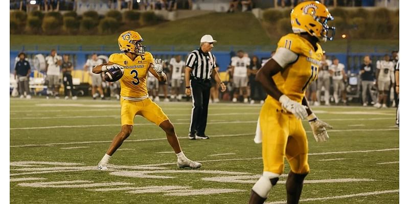 College Football; San Jose State receiver Nash throws last-minute TD pass to beat Nevada 35-31