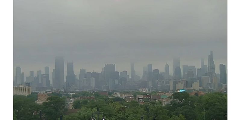 Chicago Forecast: Windy conditions, cloudy skies alongside rainfall