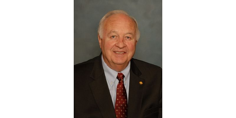 Long-time Alabama congressman, Jimmy Holley dies