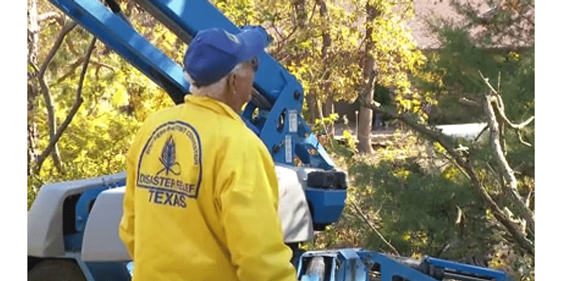 Volunteers helping Oklahomans struggling with debris cleanup