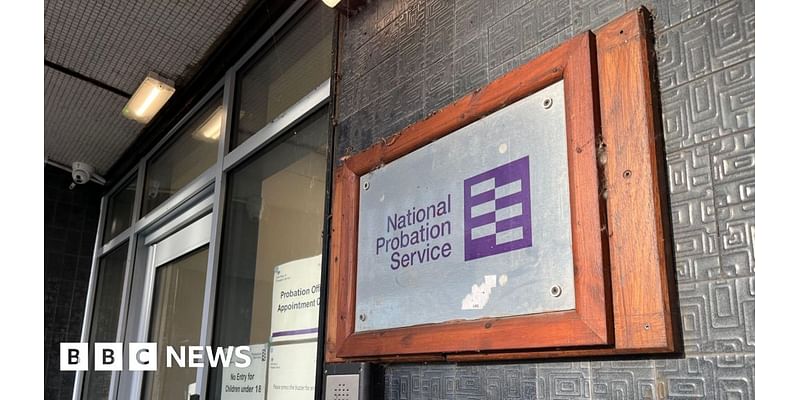 'Chaotic' West Yorkshire probation service risks harm