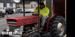 West Kingsdown: Vintage tractor challenge for two friends