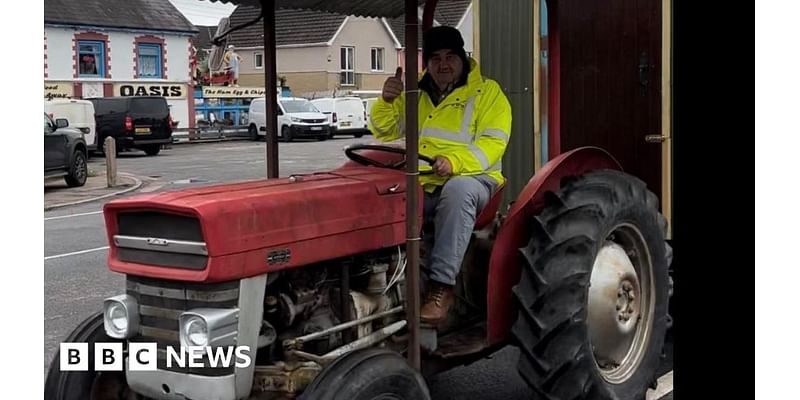 West Kingsdown: Vintage tractor challenge for two friends