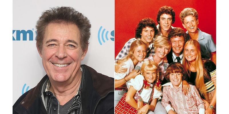 Barry Williams says 'Brady Bunch' costars 'all hooked up with each other'