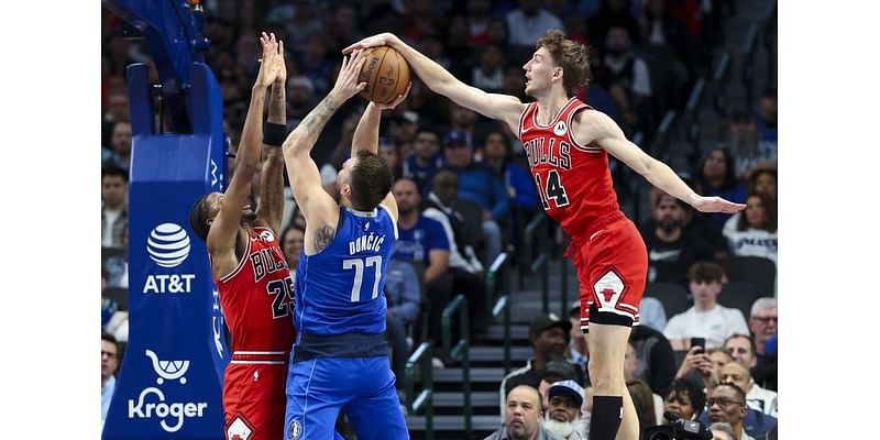 Luka Doncic scores 27 as Mavs pull away from Bulls