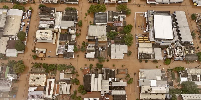 Climate-related extreme weather events cost $2 trillion over 10 years, report finds