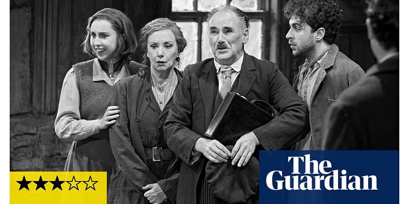 Juno and the Paycock review – Mark Rylance delights as a drunken fantasist Dubliner