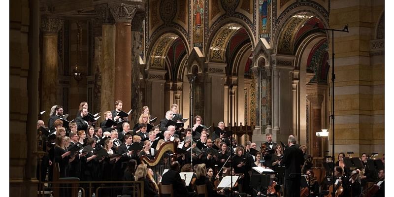 Get festive with concerts by candlelight and more holiday classical music in St. Louis