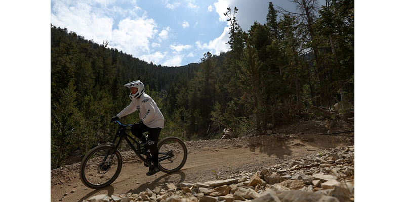 ‘It’s mind-blowing’: Exploring Southern Nevada’s mountain biking trails — PHOTOS