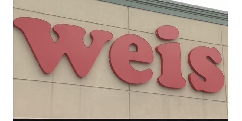 Weis makes donation for veterans