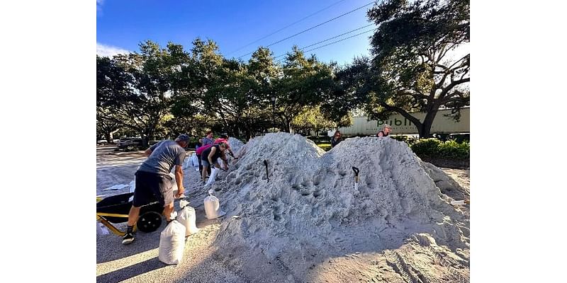 Tampa Offers Free Sandbags And Tarps As Heavy Rain Threatens City