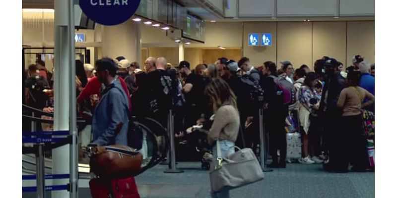 Orlando International Airport parking fills up amid Thanksgiving rush