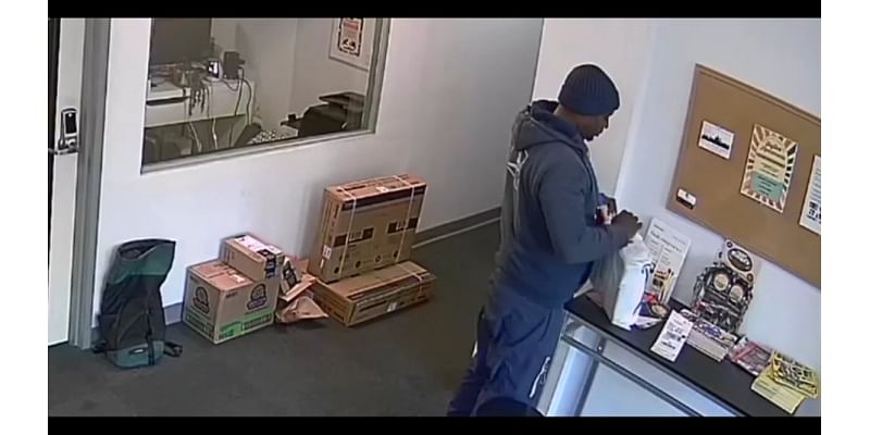 Man dressed as postal worker steals packages from Philly apartment, police say